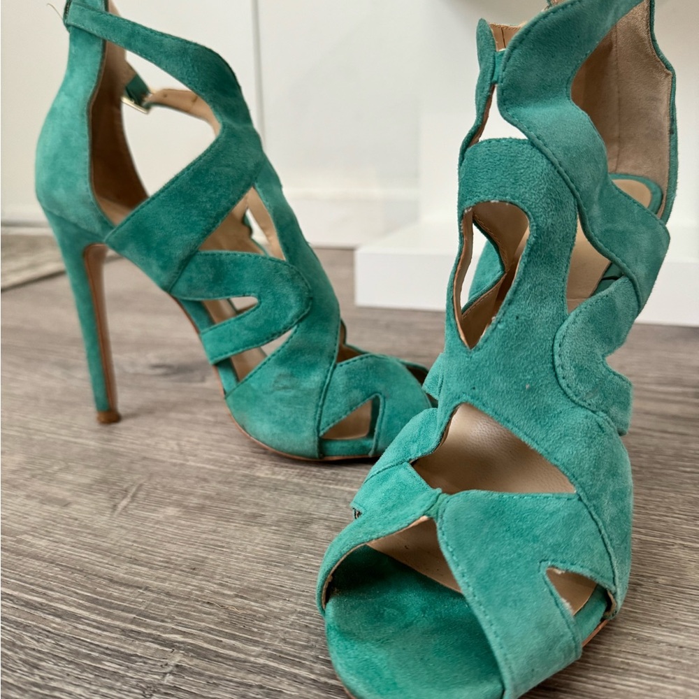 Zara Turquoise Cut out Heels - Picture 4 of 9